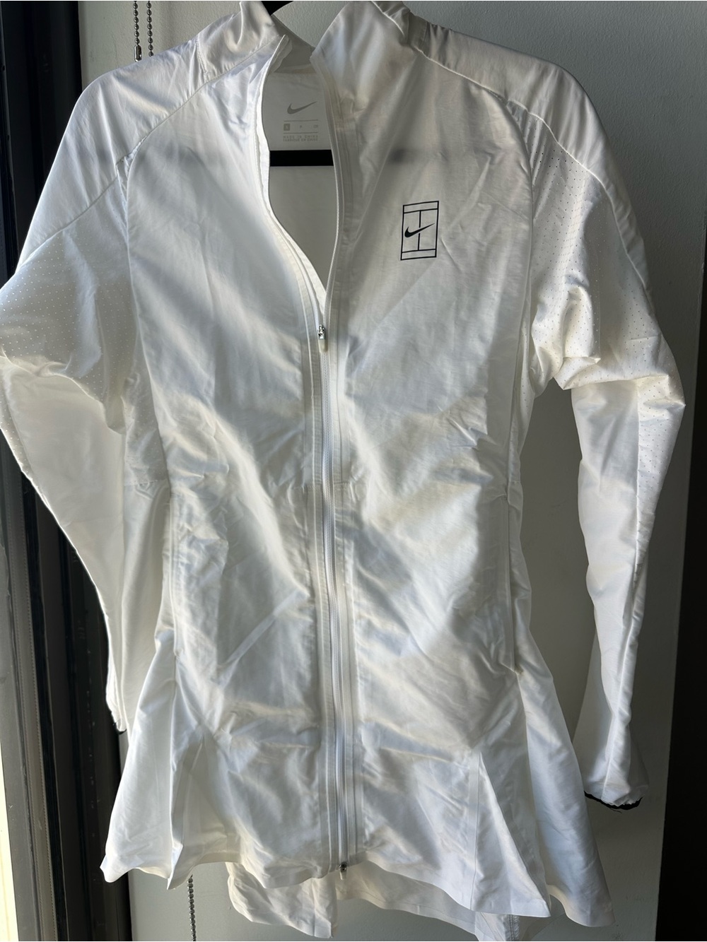 Nike White Women's Athletic Jacket with Subtle Logo